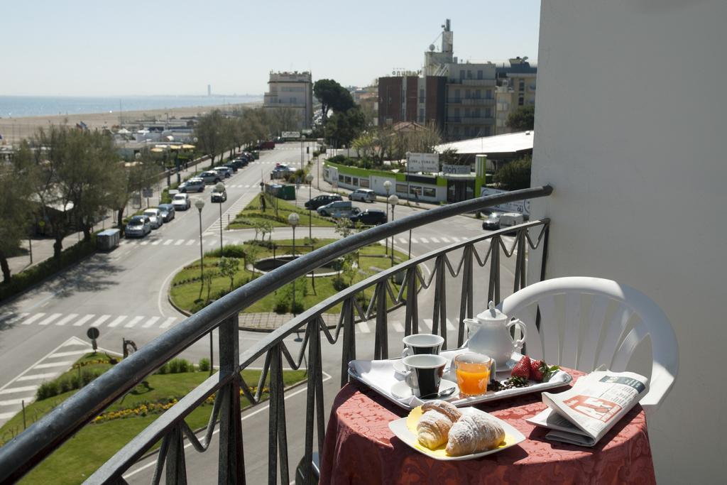 Hotel Lungomare Cervia Zewnętrze zdjęcie