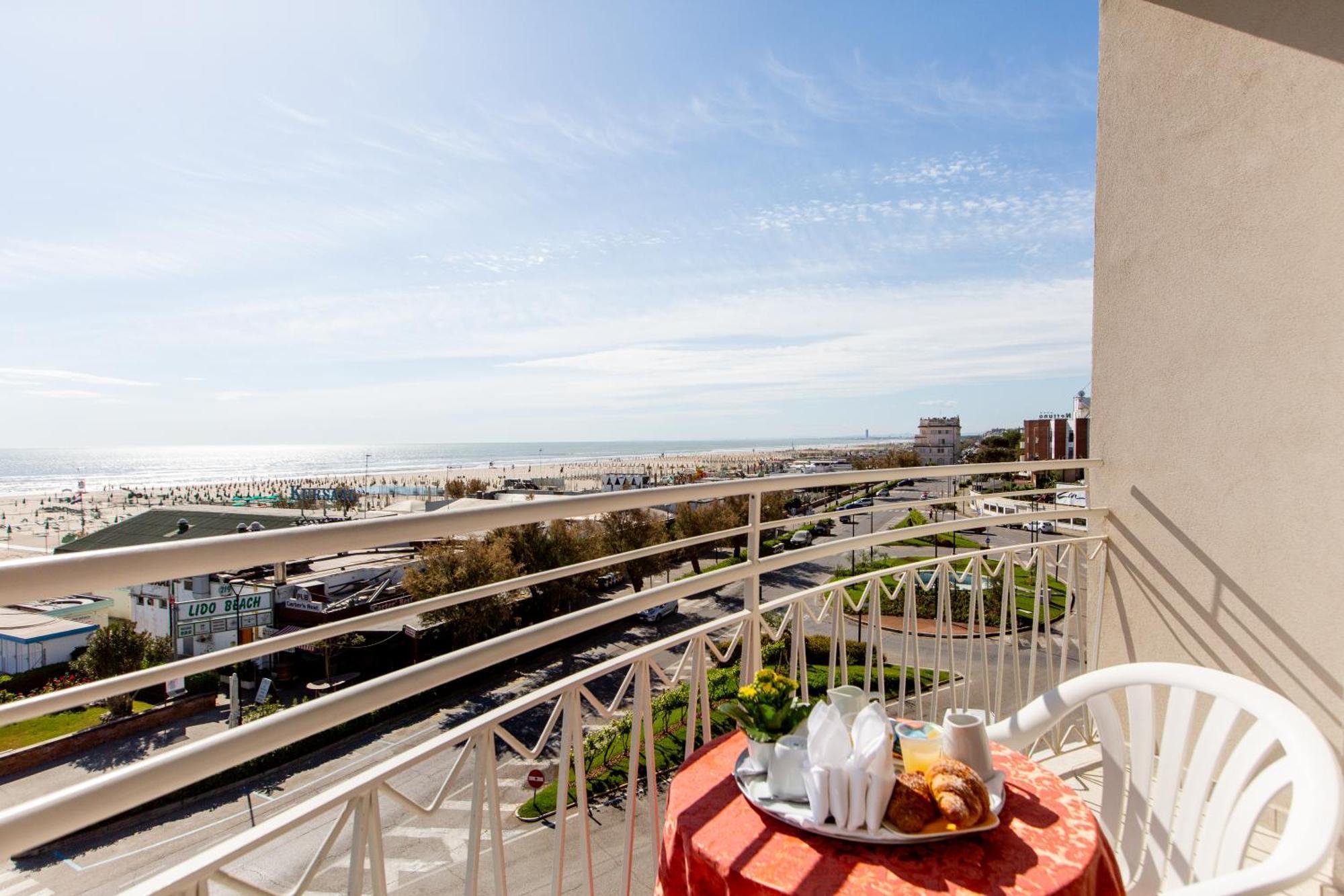 Hotel Lungomare Cervia Zewnętrze zdjęcie