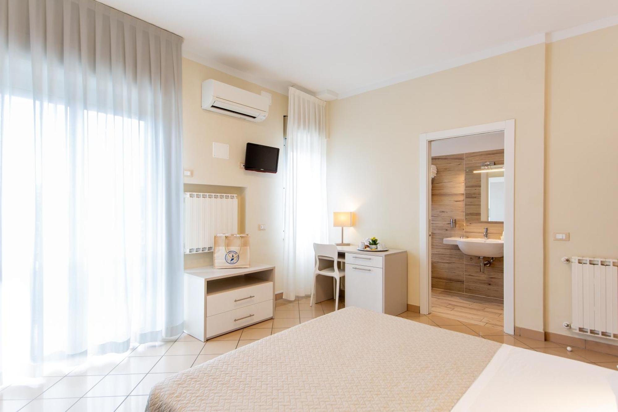 Hotel Lungomare Cervia Zewnętrze zdjęcie