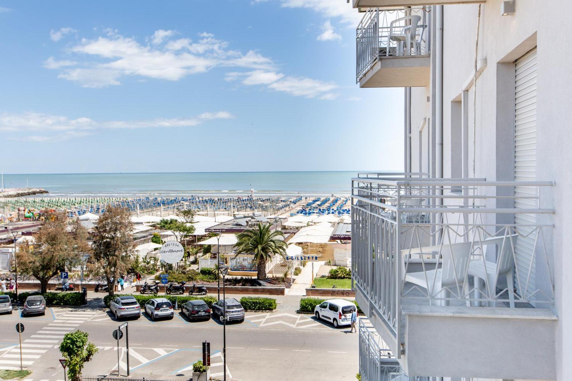 Hotel Lungomare Cervia Zewnętrze zdjęcie