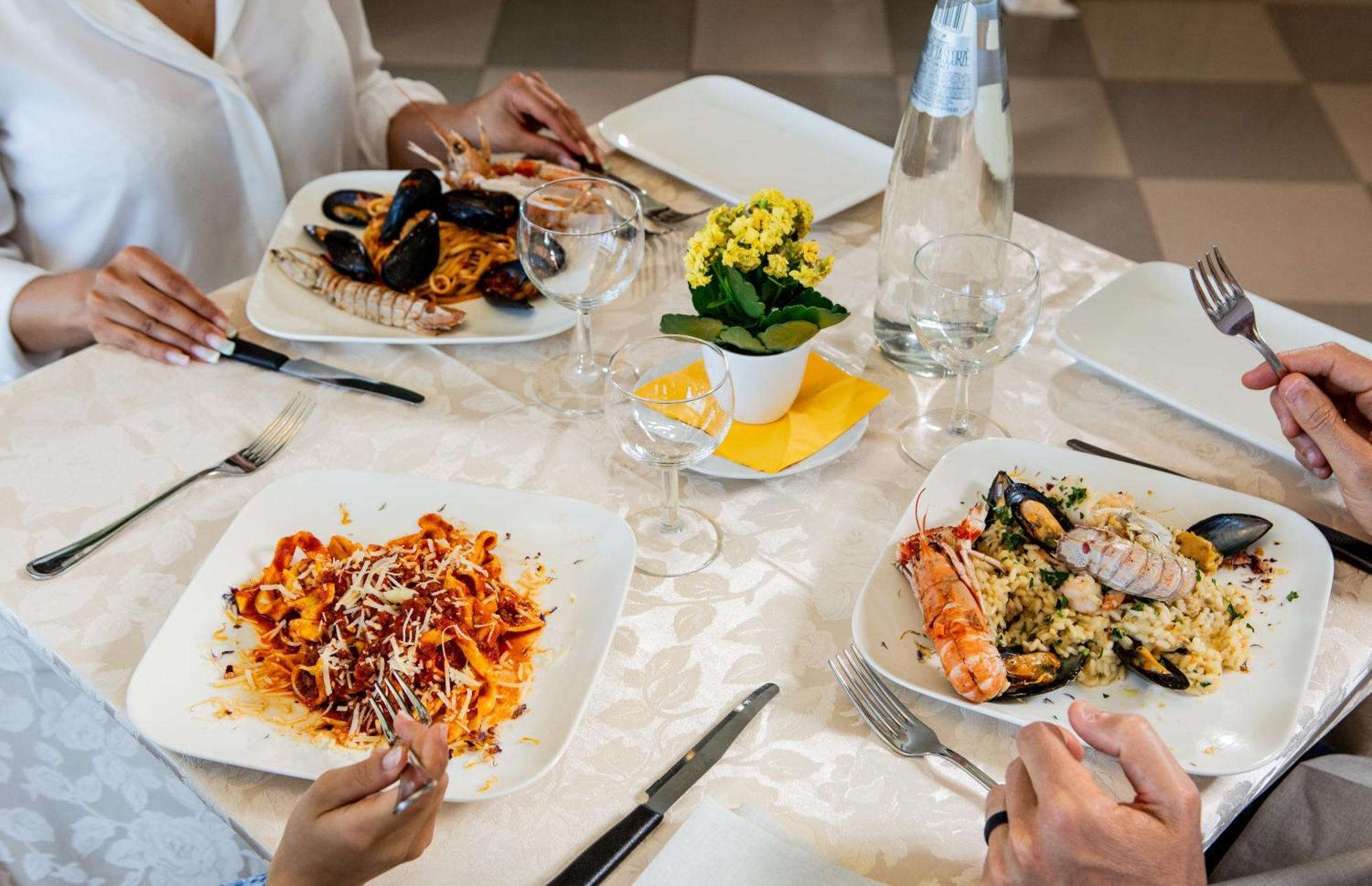 Hotel Lungomare Cervia Zewnętrze zdjęcie
