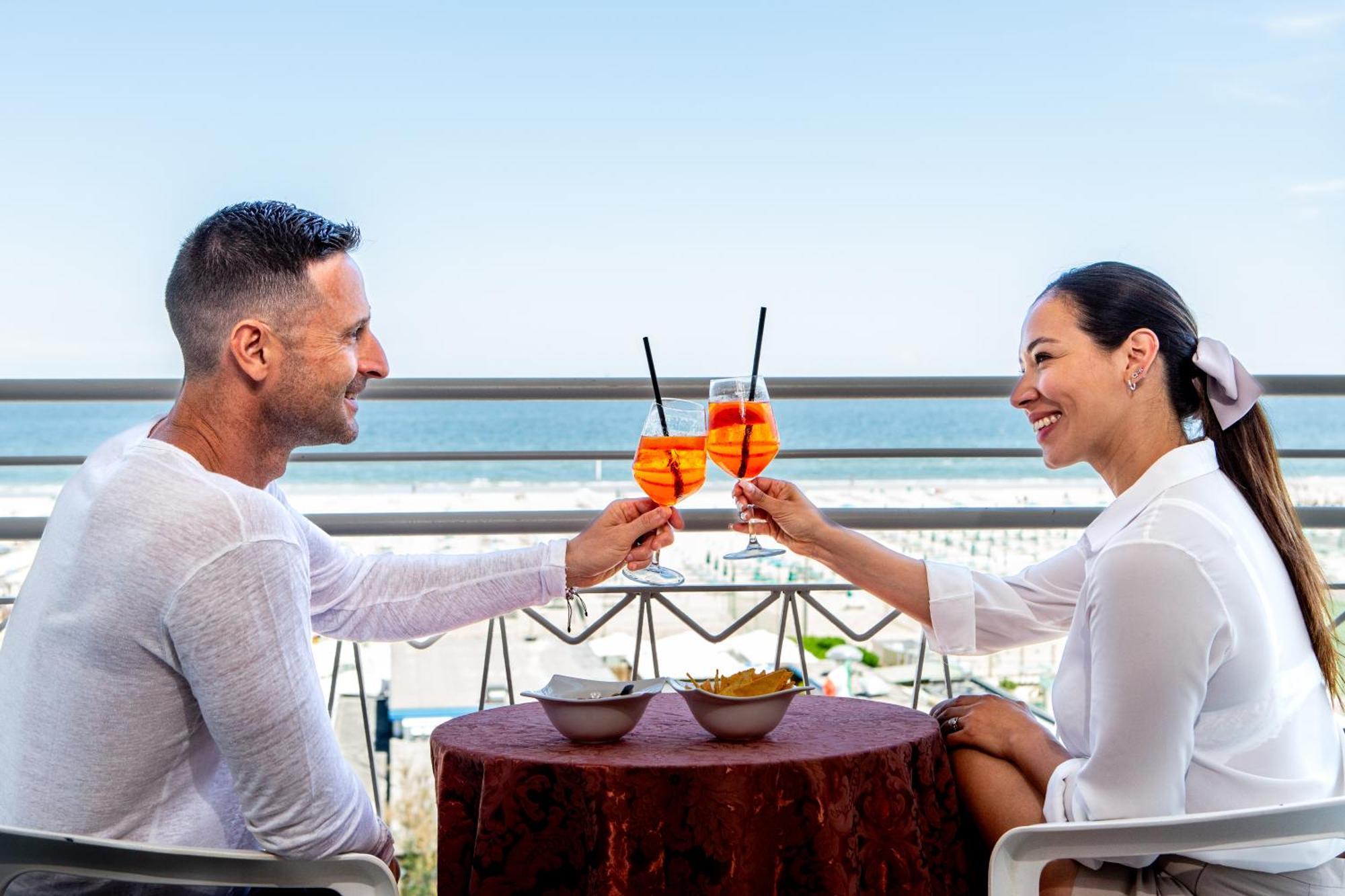 Hotel Lungomare Cervia Zewnętrze zdjęcie